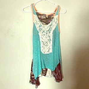 Gimmicks By Buckle Tank size S